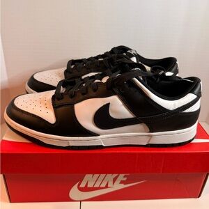 **NEW** Nike Dunk Low Retro “Pandas” Black and White Sneakers
